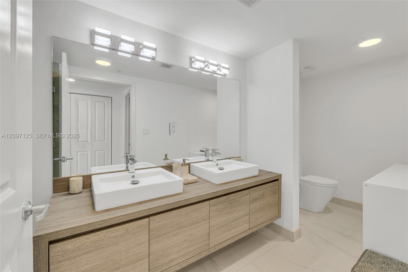 Photo 52 of Sunny Isles Blvd