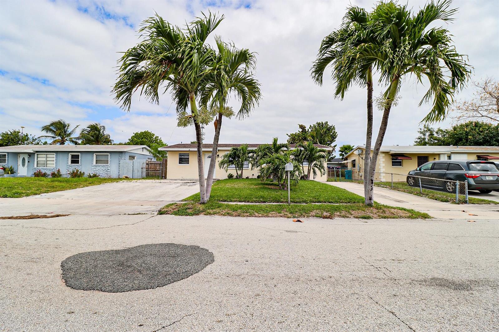 Ver detalles 219 4 / 1 1386 sq. ft. $ 2026-09-29 0 foto