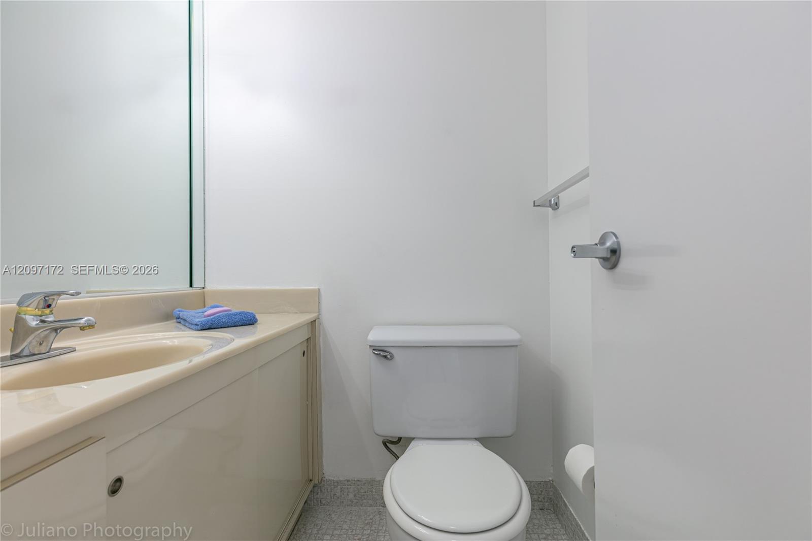1818 1 / 2 762 sq. ft. $ 2026-09-29 0 foto