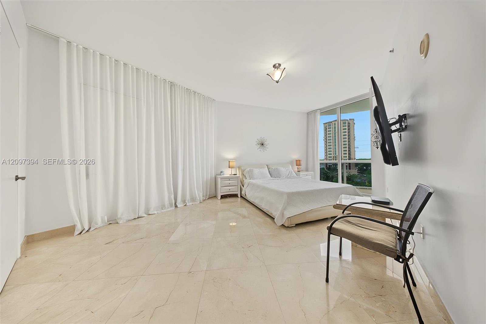 405 2 / 2 1435 sq. ft. $ 2026-09-29 0 Photo
