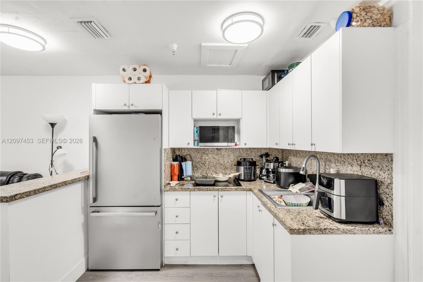 Ver detalles / 2145 sq. ft. $ 2026-09-29 0 foto