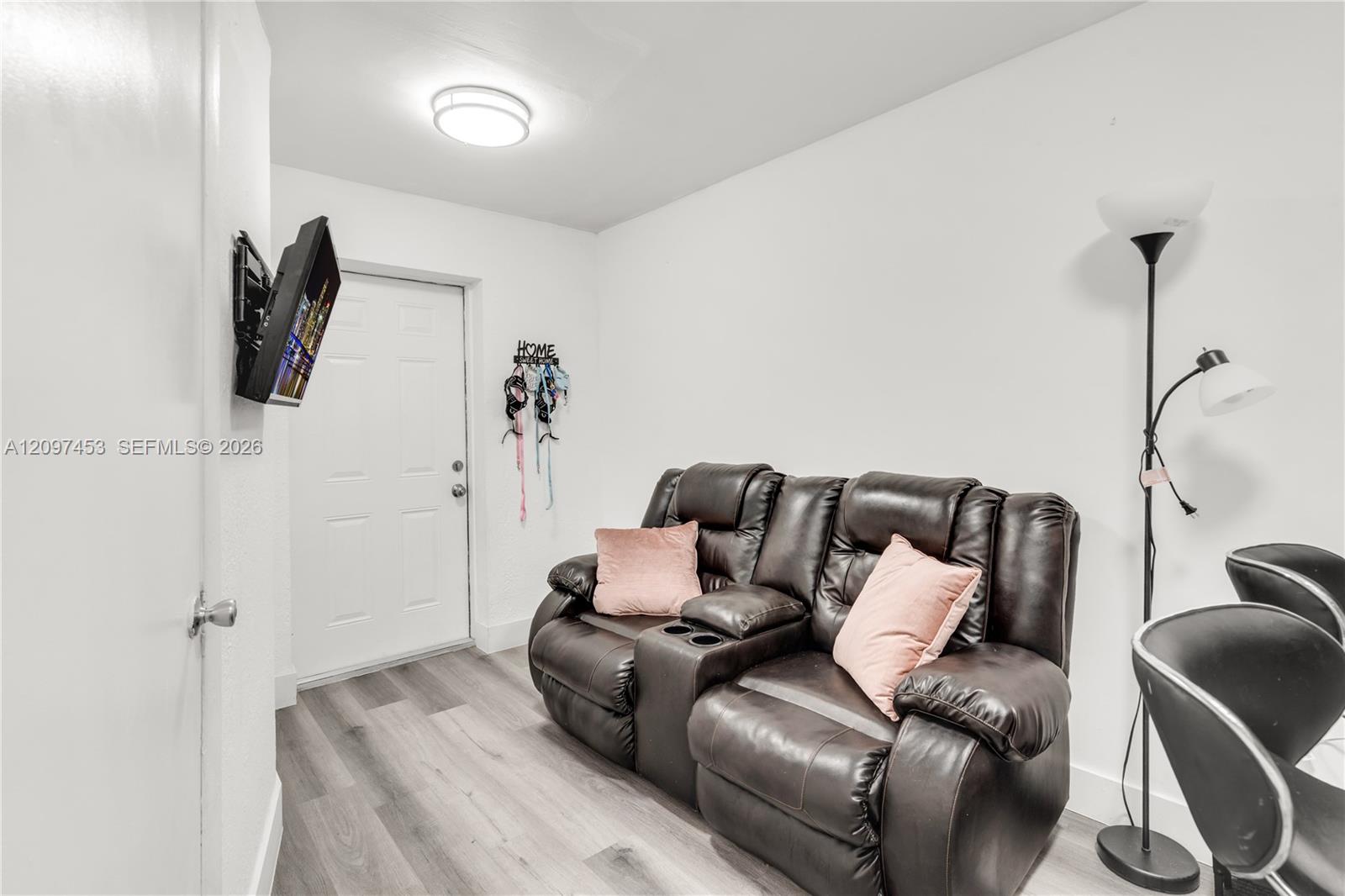 Ver detalles / 2145 sq. ft. $ 2026-09-29 0 foto