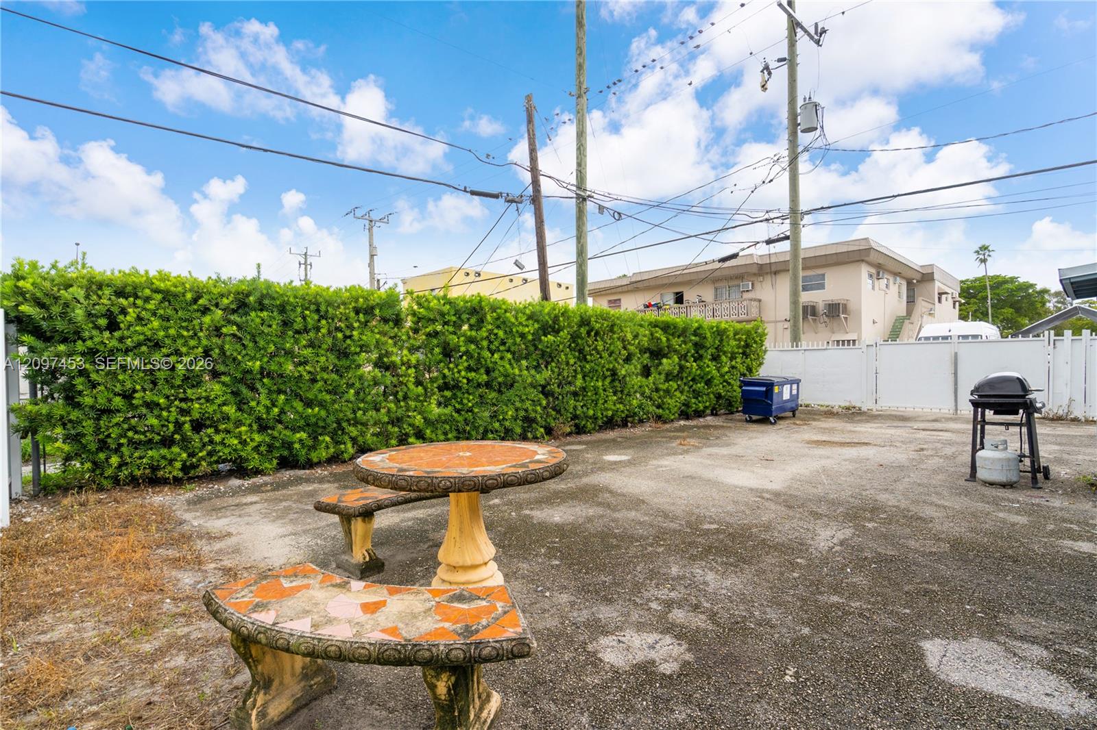Ver detalles / 2145 sq. ft. $ 2026-09-29 0 foto