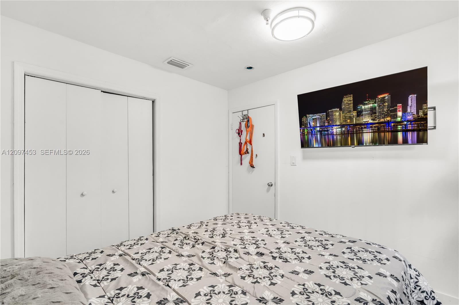 Ver detalles / 2145 sq. ft. $ 2026-09-29 0 foto
