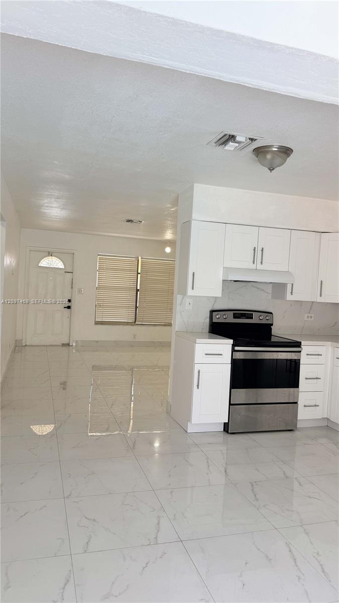  /  1877 sq. ft. $ 2026-09-29 0 Photo