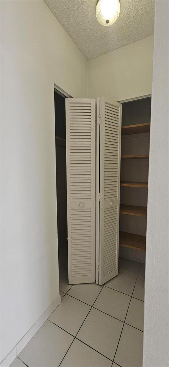 See details 21L 1 / 870 sq. ft. $ 2026-10-13 0 Photo