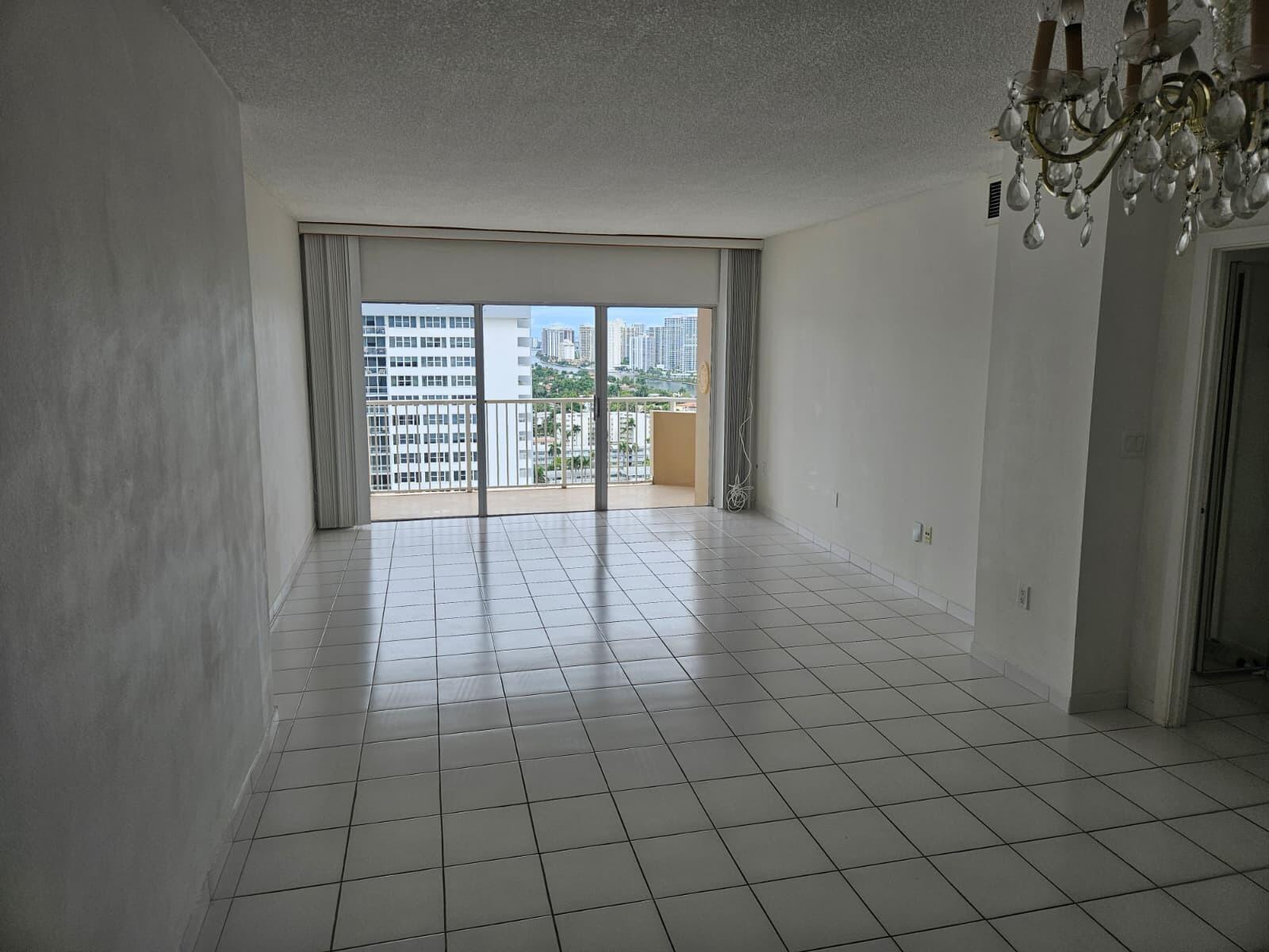 See details 21L 1 / 870 sq. ft. $ 2026-10-13 0 Photo