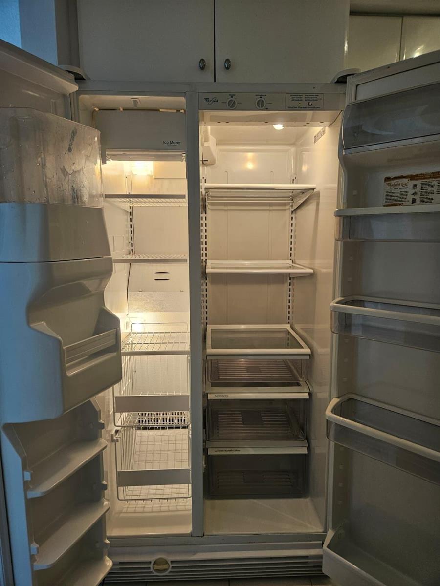 See details 21L 1 / 870 sq. ft. $ 2026-10-13 0 Photo