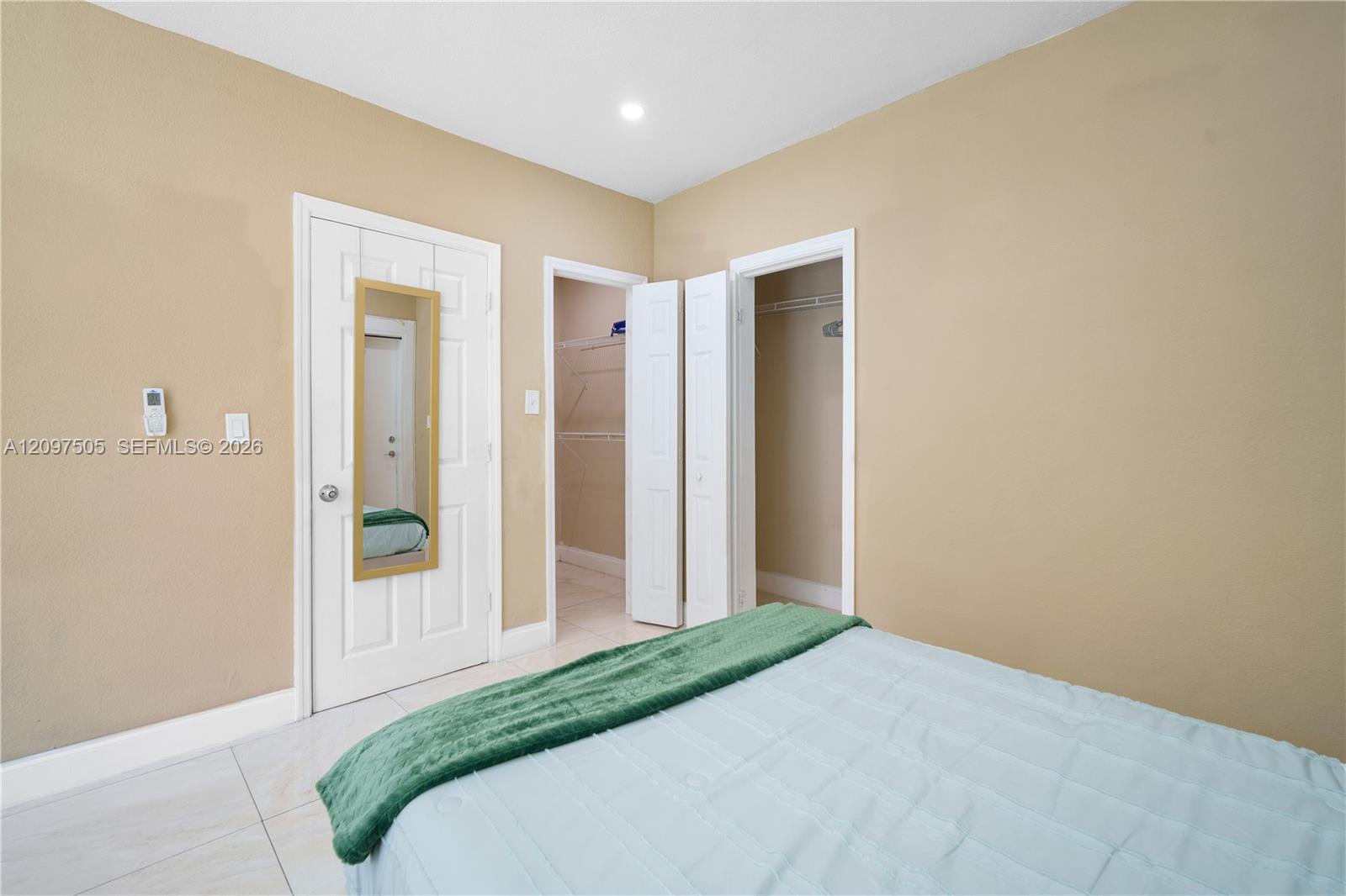   /  2890 sq. ft. $ 2026-09-29 0 foto