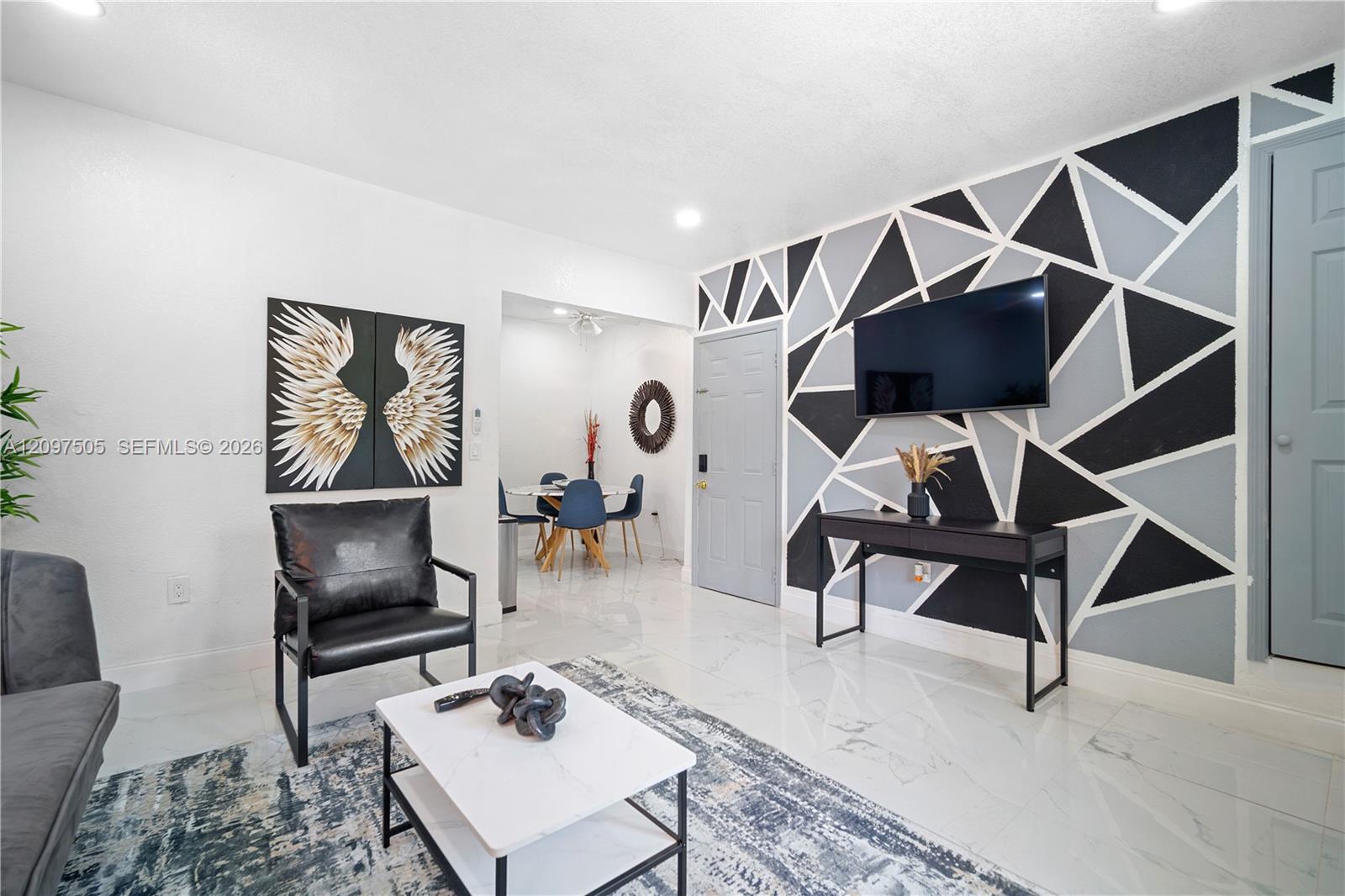  /  2890 sq. ft. $ 2026-09-29 0 foto