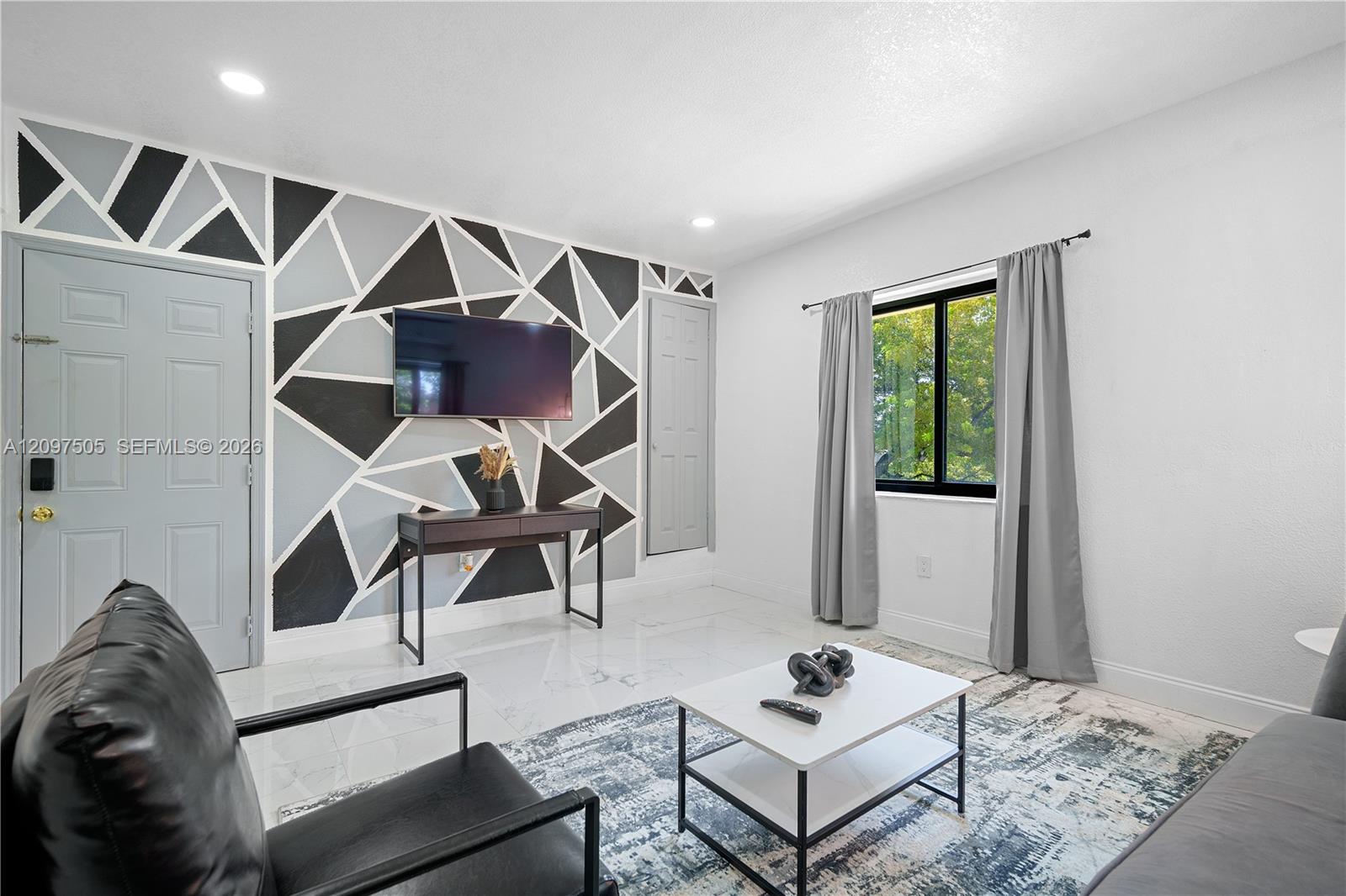   /  2890 sq. ft. $ 2026-09-29 0 foto