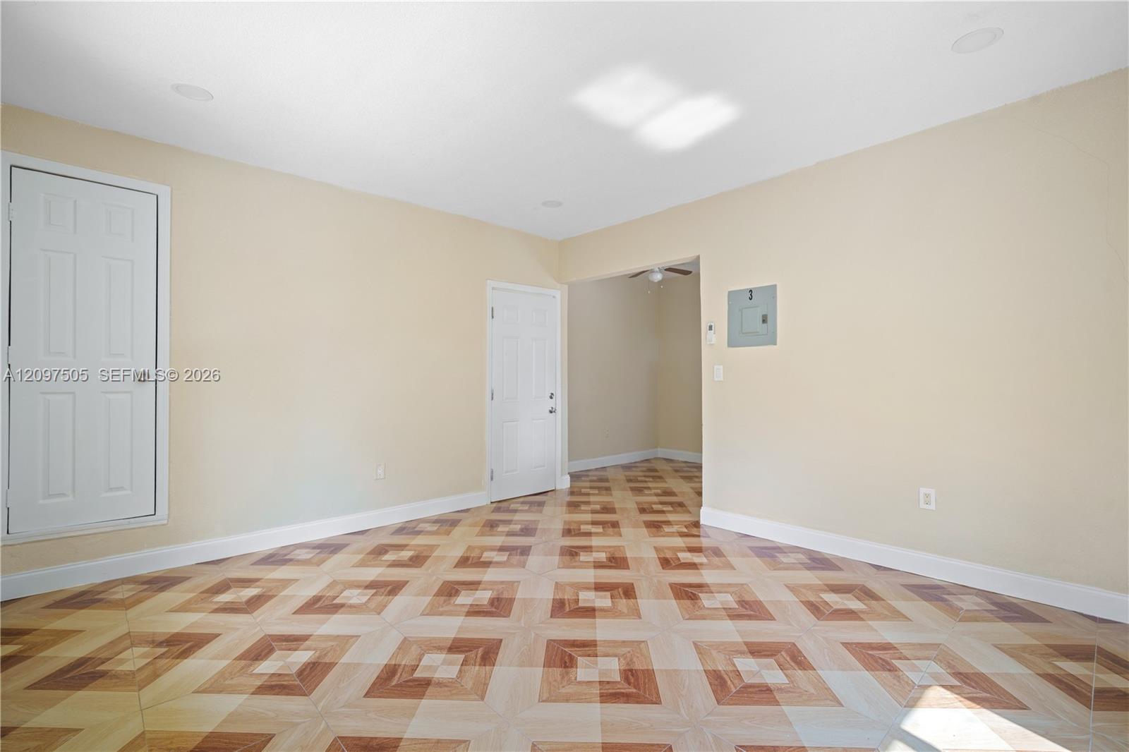   /  2890 sq. ft. $ 2026-09-29 0 foto