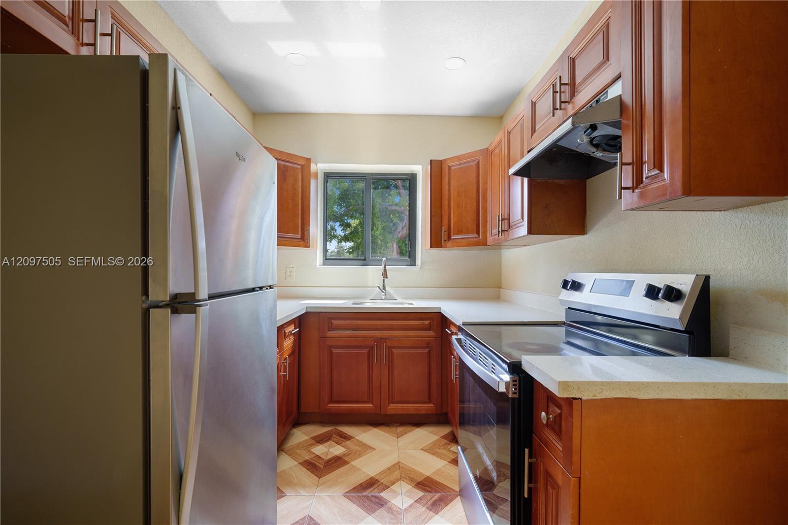   /  2890 sq. ft. $ 2026-09-29 0 foto
