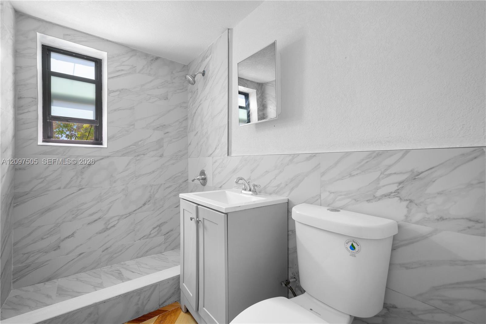   /  2890 sq. ft. $ 2026-09-29 0 foto