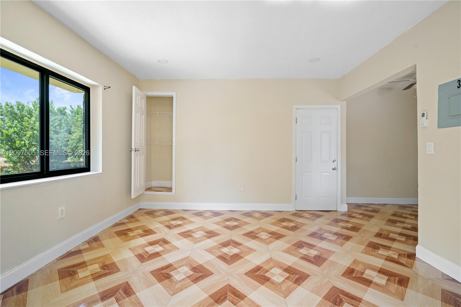   /  2890 sq. ft. $ 2026-09-29 0 foto