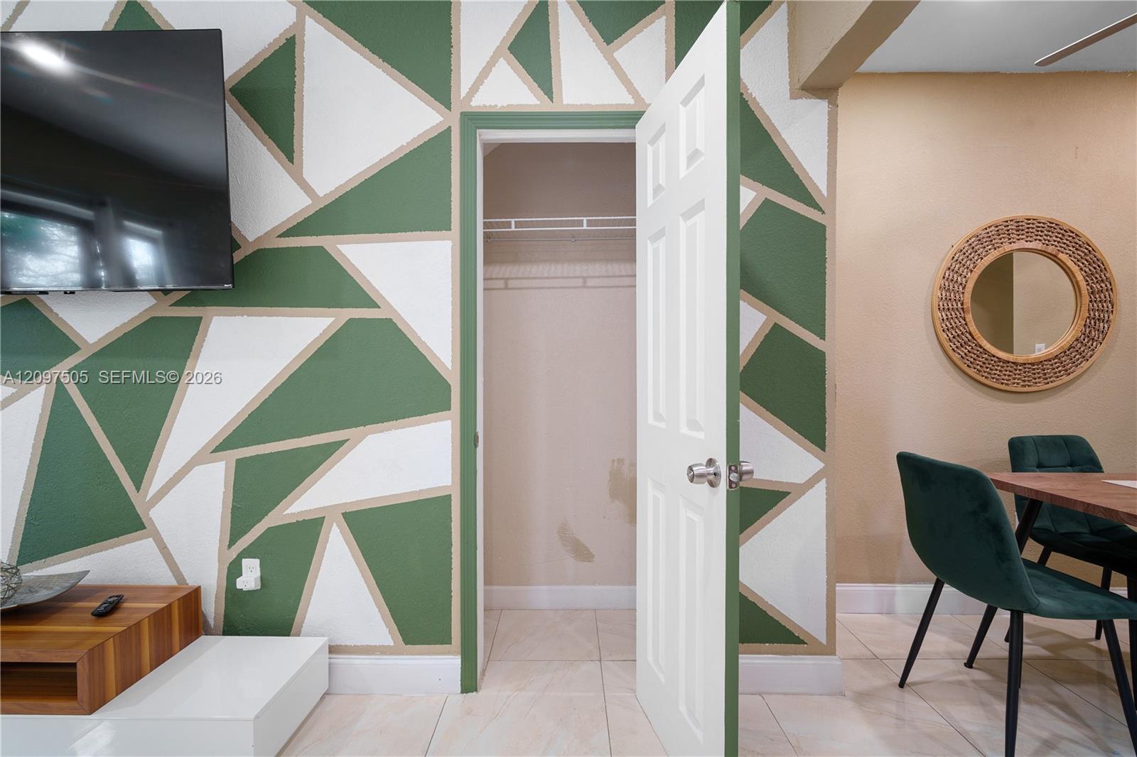   /  2890 sq. ft. $ 2026-09-29 0 foto