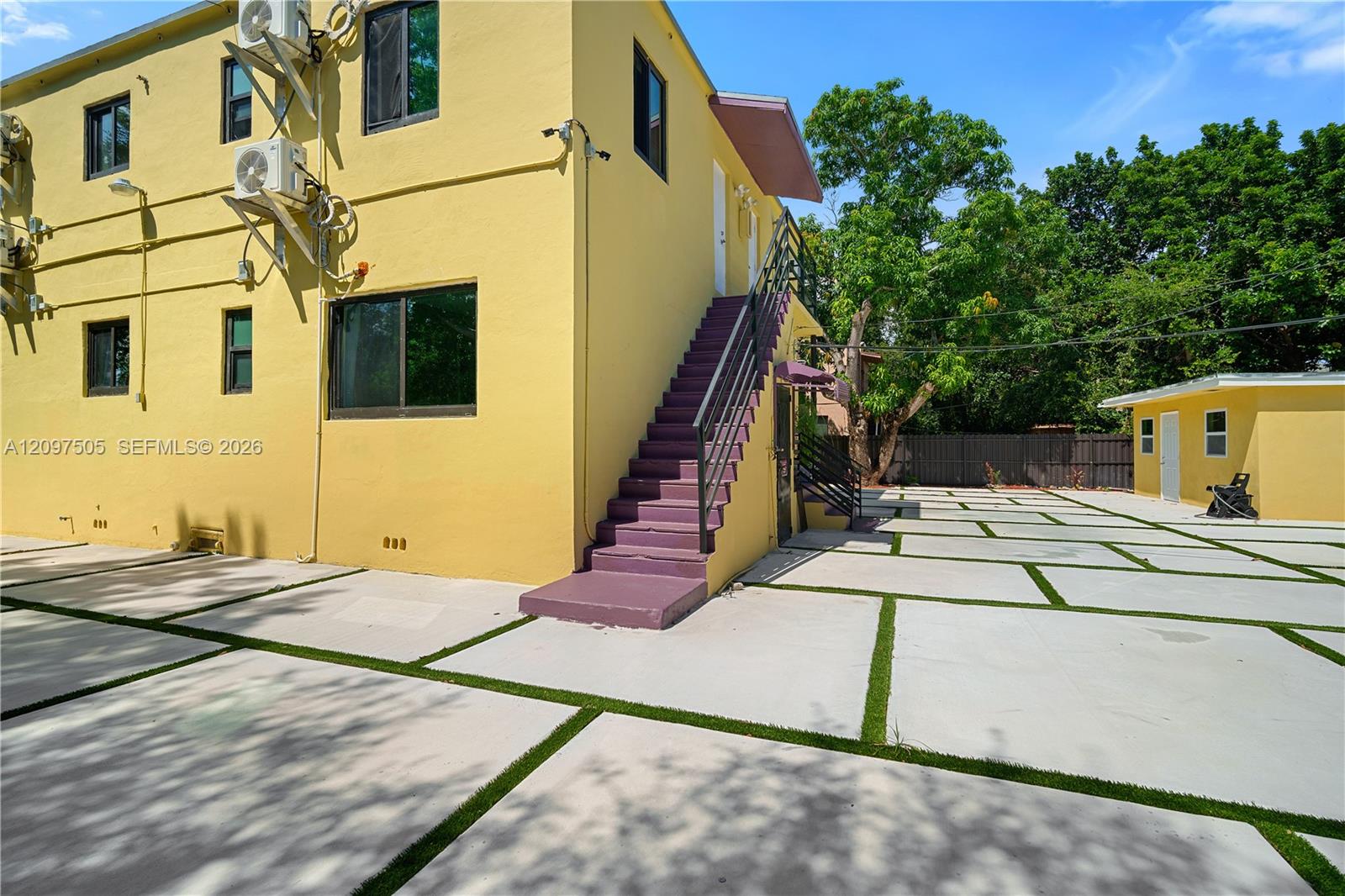   /  2890 sq. ft. $ 2026-09-29 0 foto