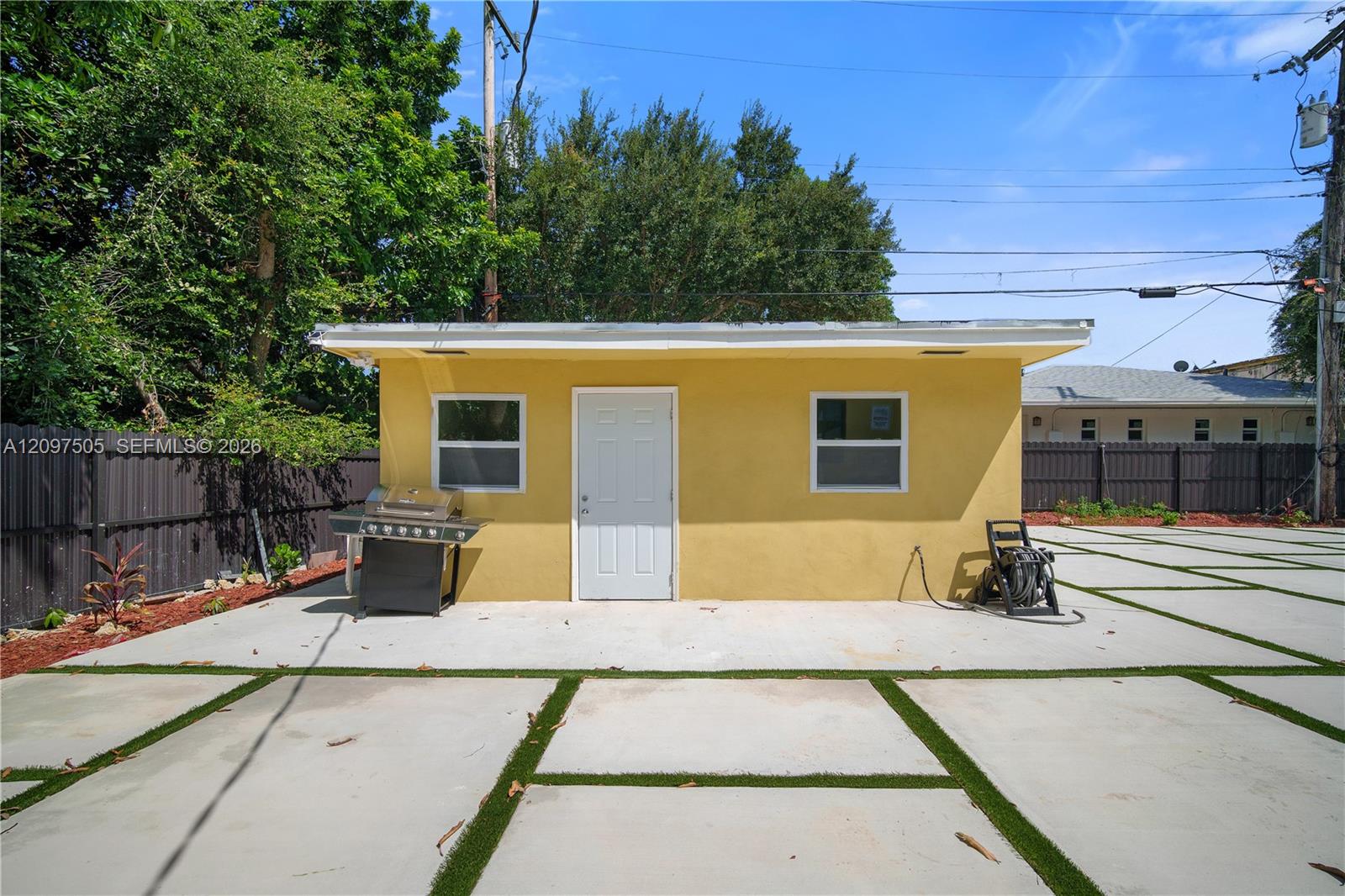   /  2890 sq. ft. $ 2026-09-29 0 foto