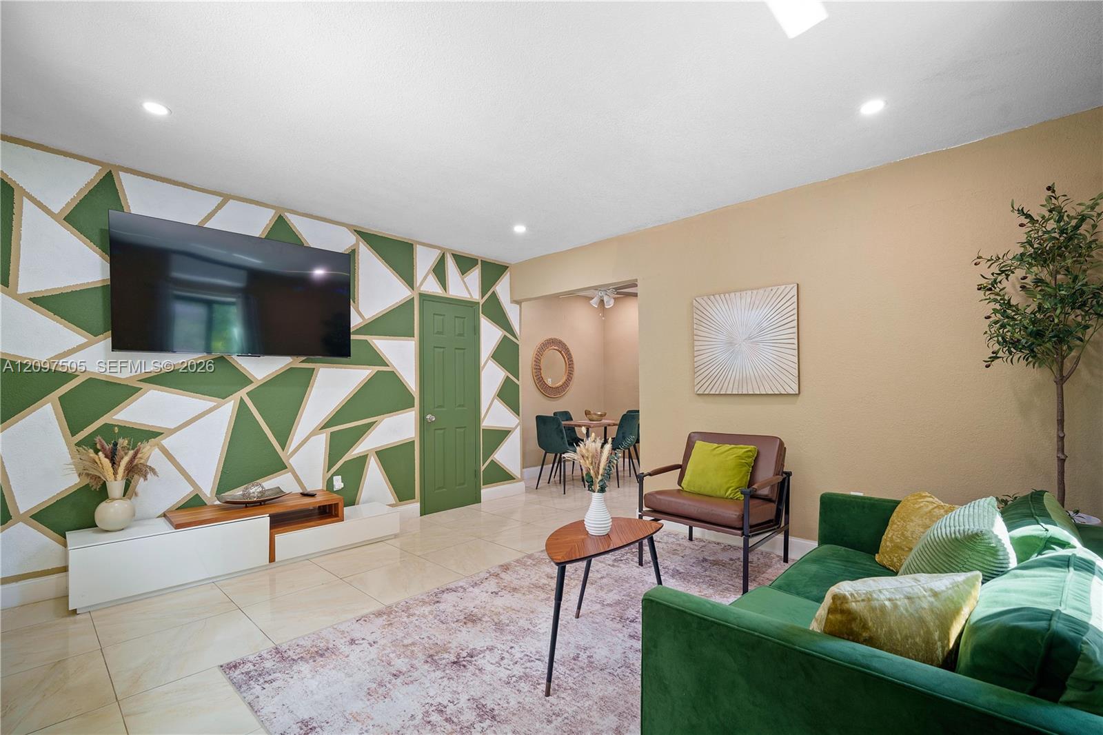   /  2890 sq. ft. $ 2026-09-29 0 foto