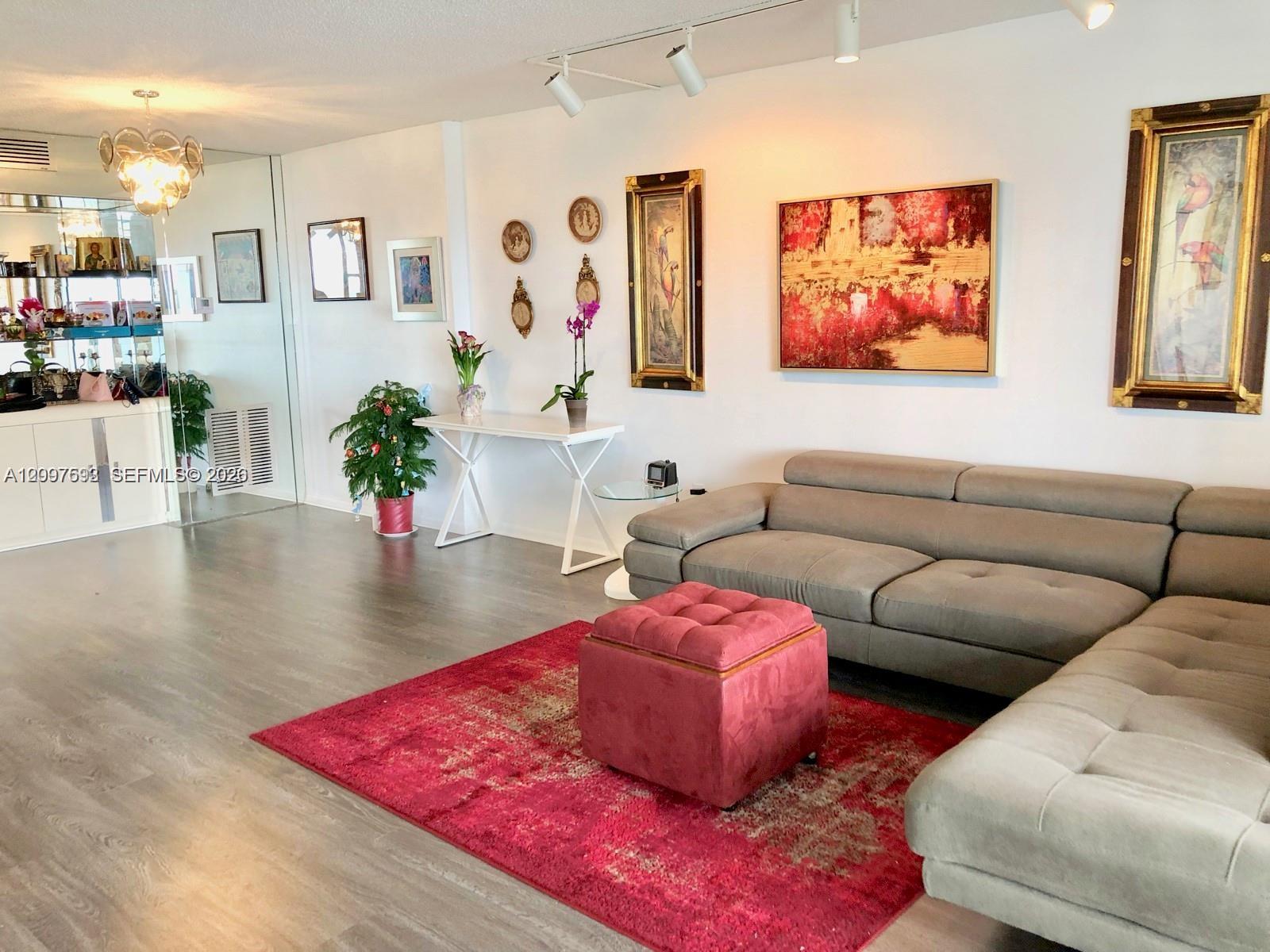 PH6 2 / 2 1132 sq. ft. $ 2026-09-29 0 foto