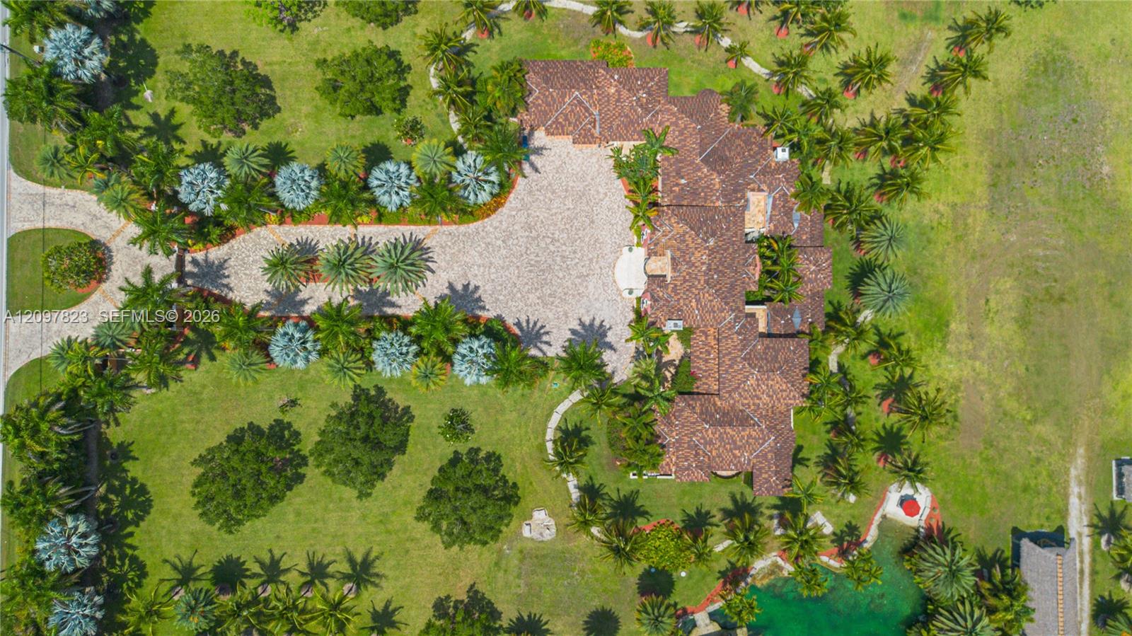 Ver detalles / sq. ft. $ 2026-09-29 0 foto