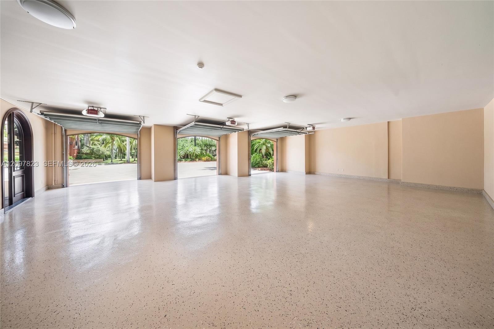 Ver detalles / sq. ft. $ 2026-09-29 0 foto