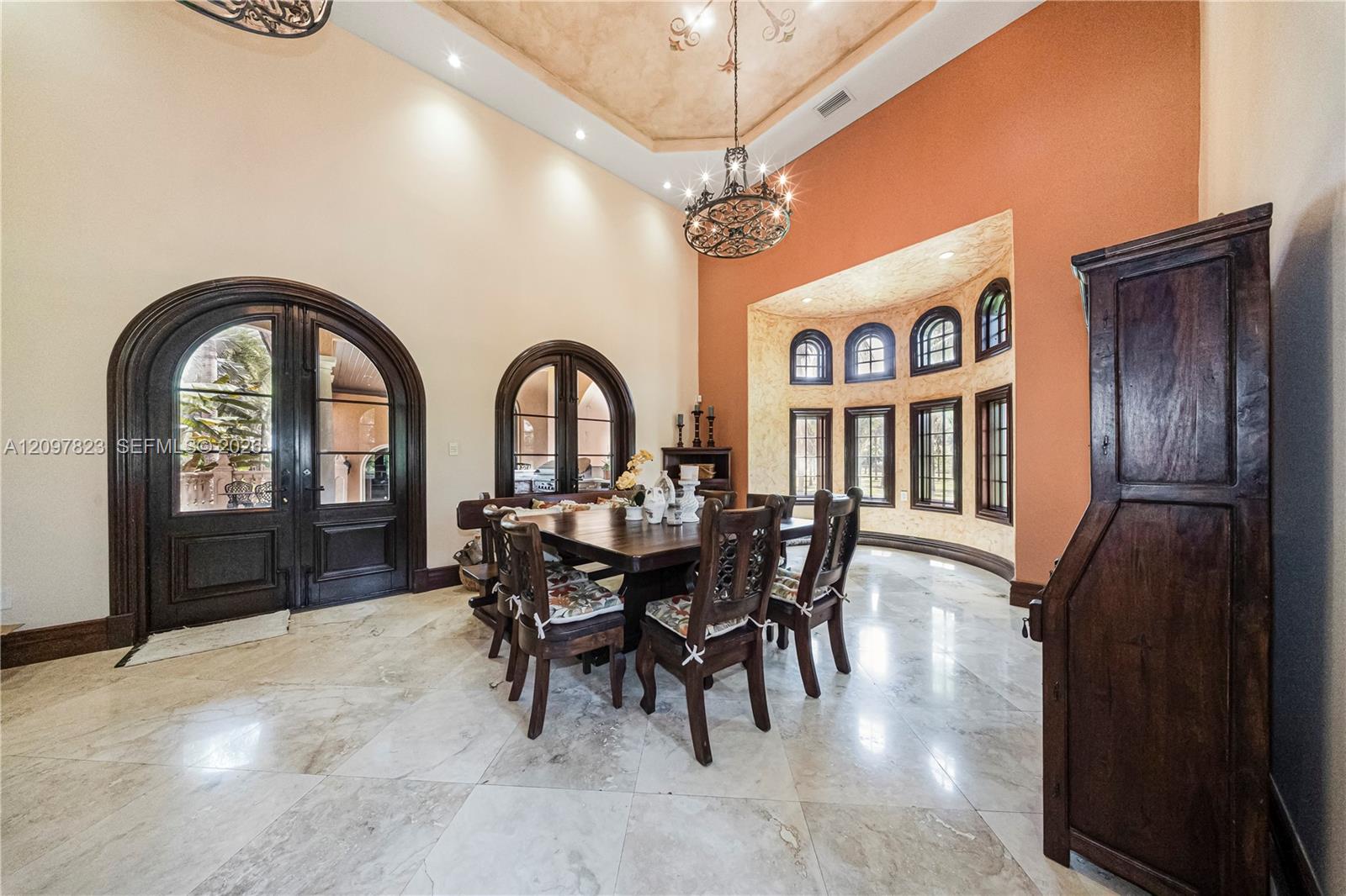 Ver detalles / sq. ft. $ 2026-09-29 0 foto