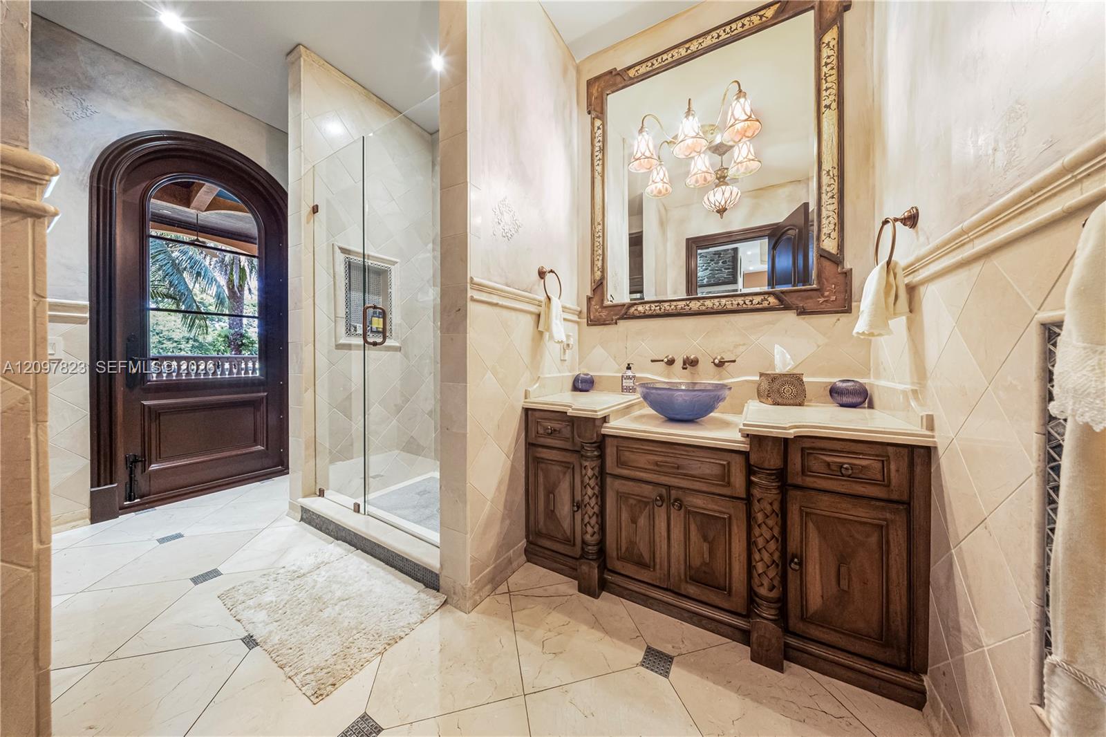 Ver detalles / sq. ft. $ 2026-09-29 0 foto