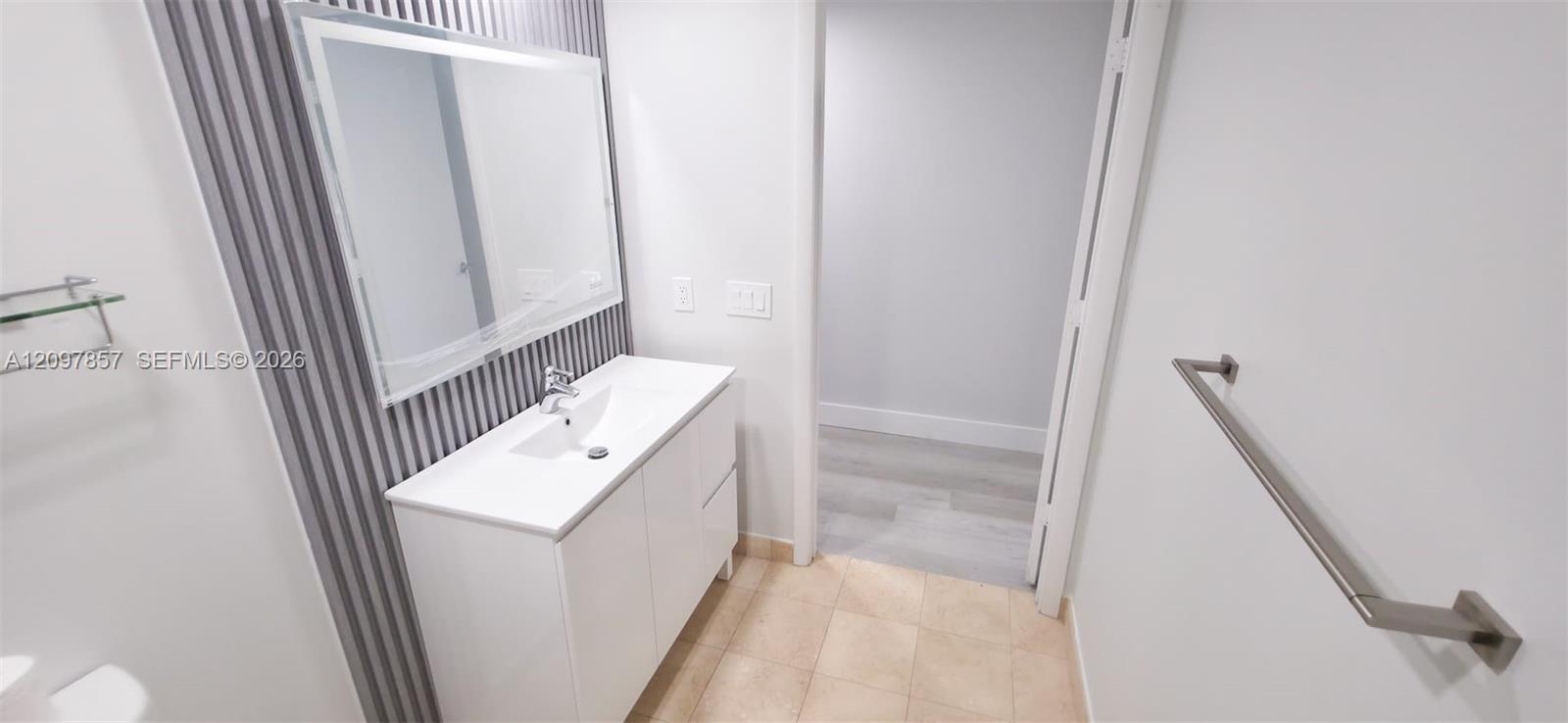 1909 1 / 1 844 sq. ft. $ 2026-09-30 0 Photo