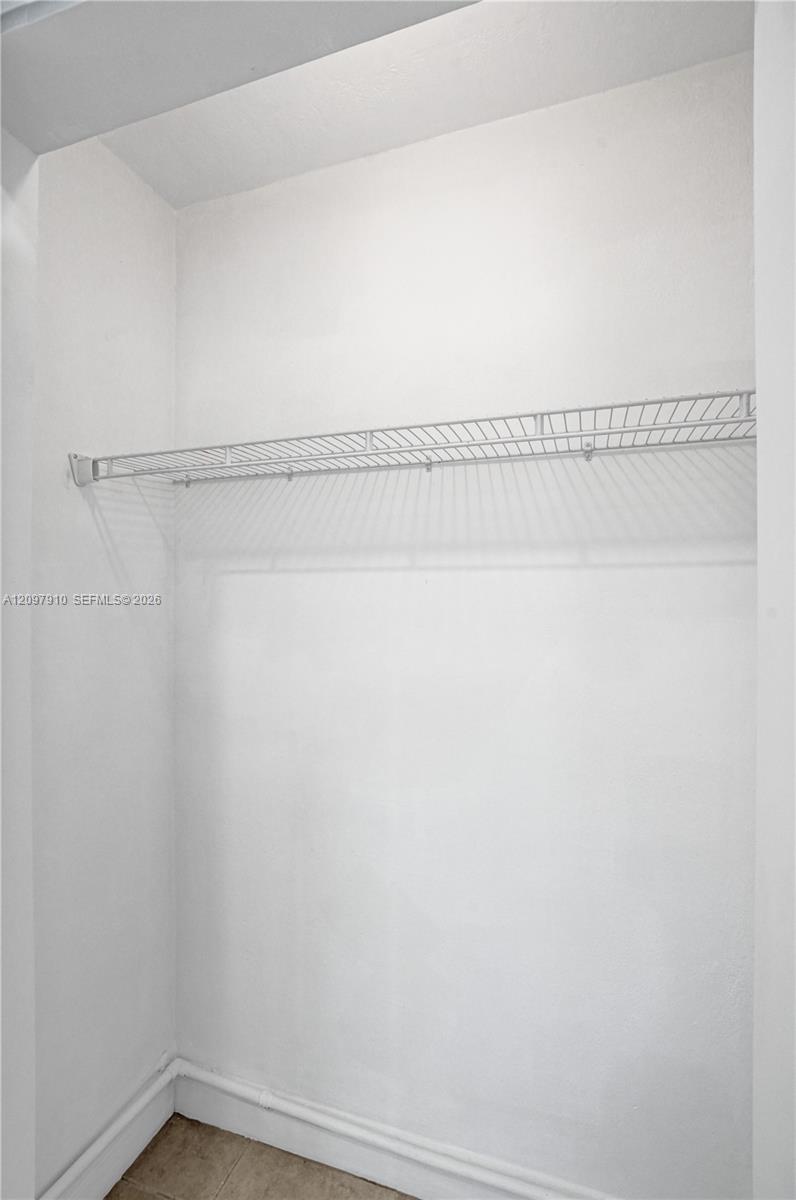 See details / 2121 sq. ft. $ 2026-10-18 0 Photo