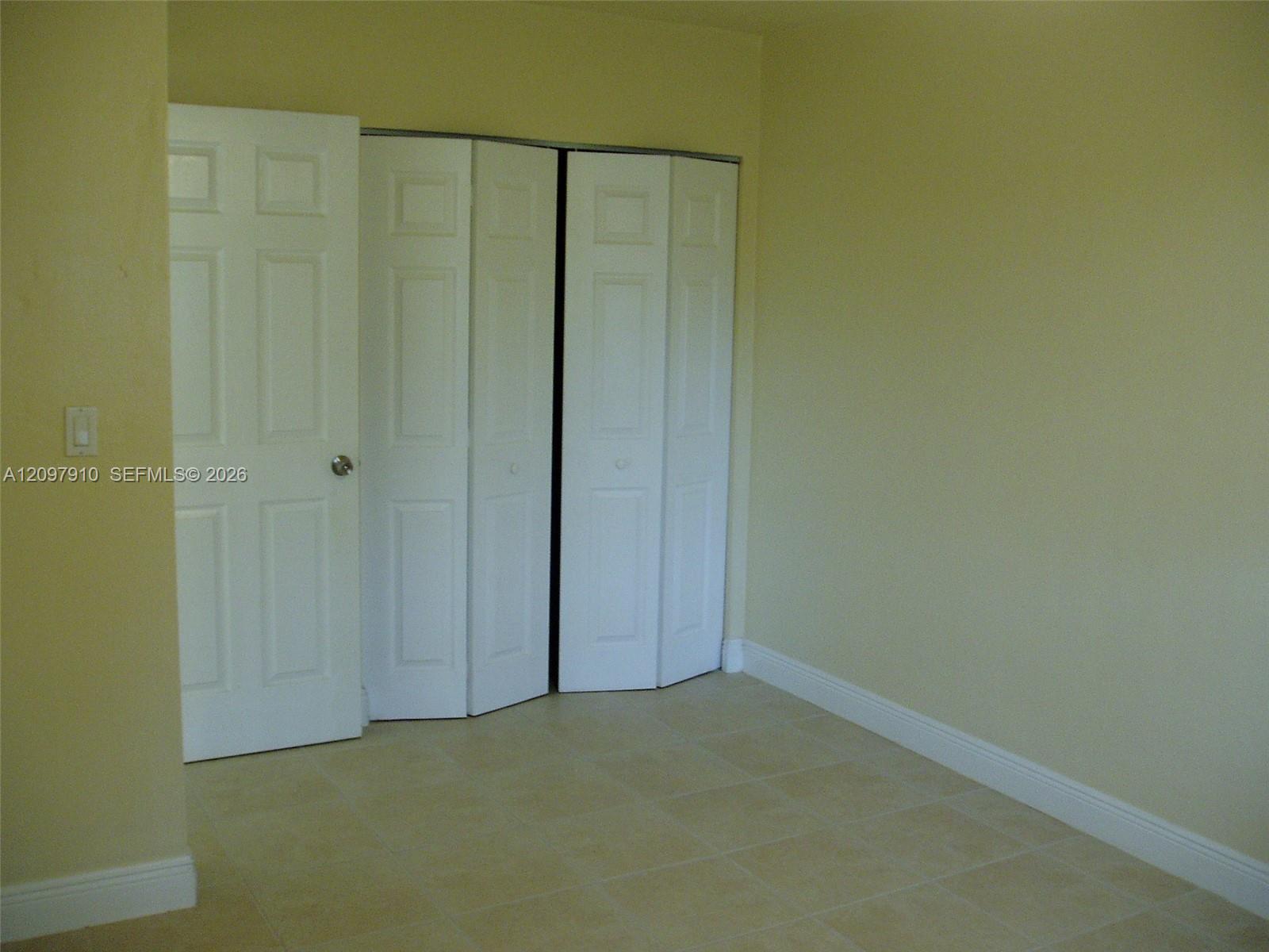 See details / 2121 sq. ft. $ 2026-10-18 0 Photo