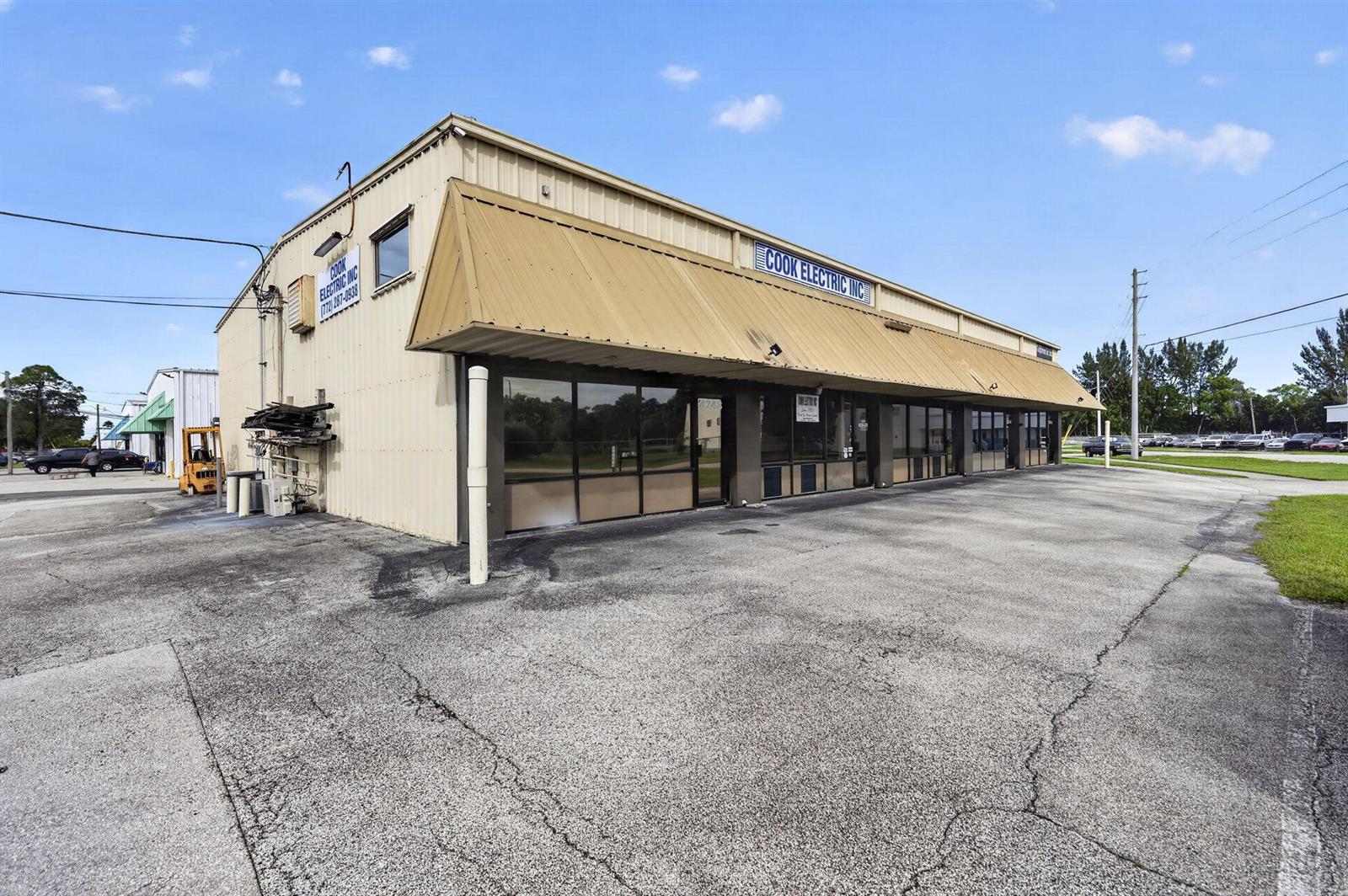 See details / 0 sq. ft. $ 2026-10-01 0 Photo