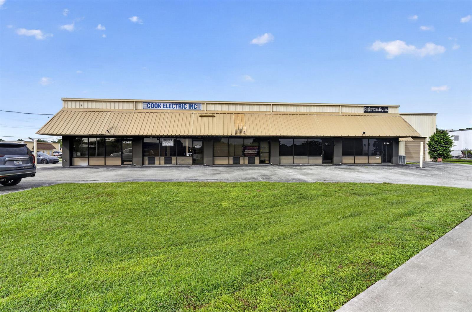 See details / 0 sq. ft. $ 2026-10-01 0 Photo
