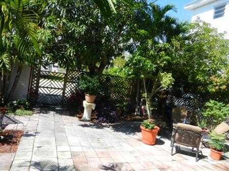 See details / 0 2448 sq. ft. $ 2026-10-07 0 Photo
