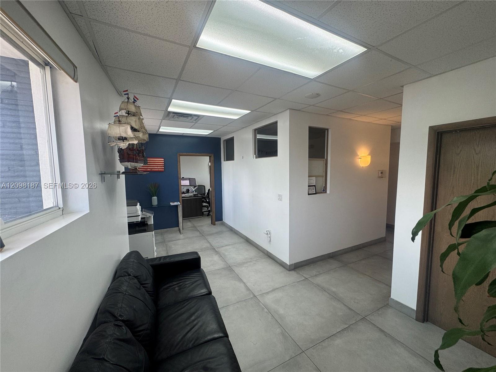   /   sq. ft. $ 2026-09-30 0 foto