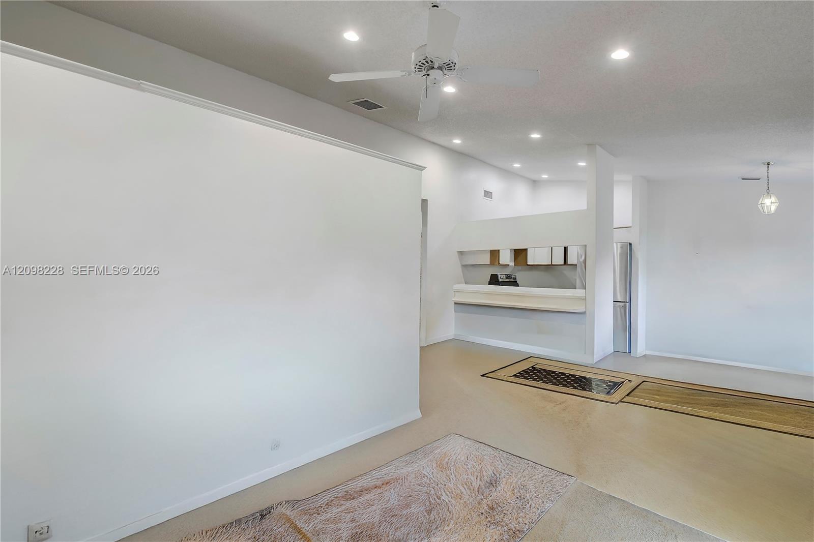 Ver detalles / 2384 sq. ft. $ 2026-09-30 0 foto