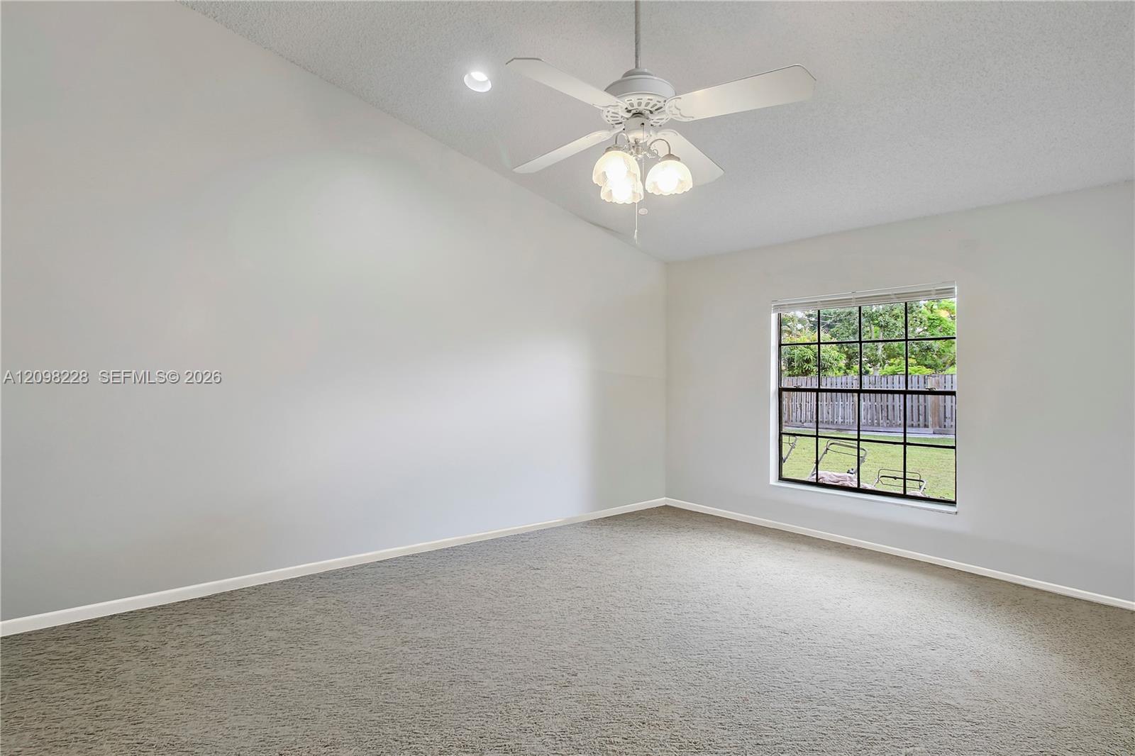 Ver detalles / 2384 sq. ft. $ 2026-09-30 0 foto