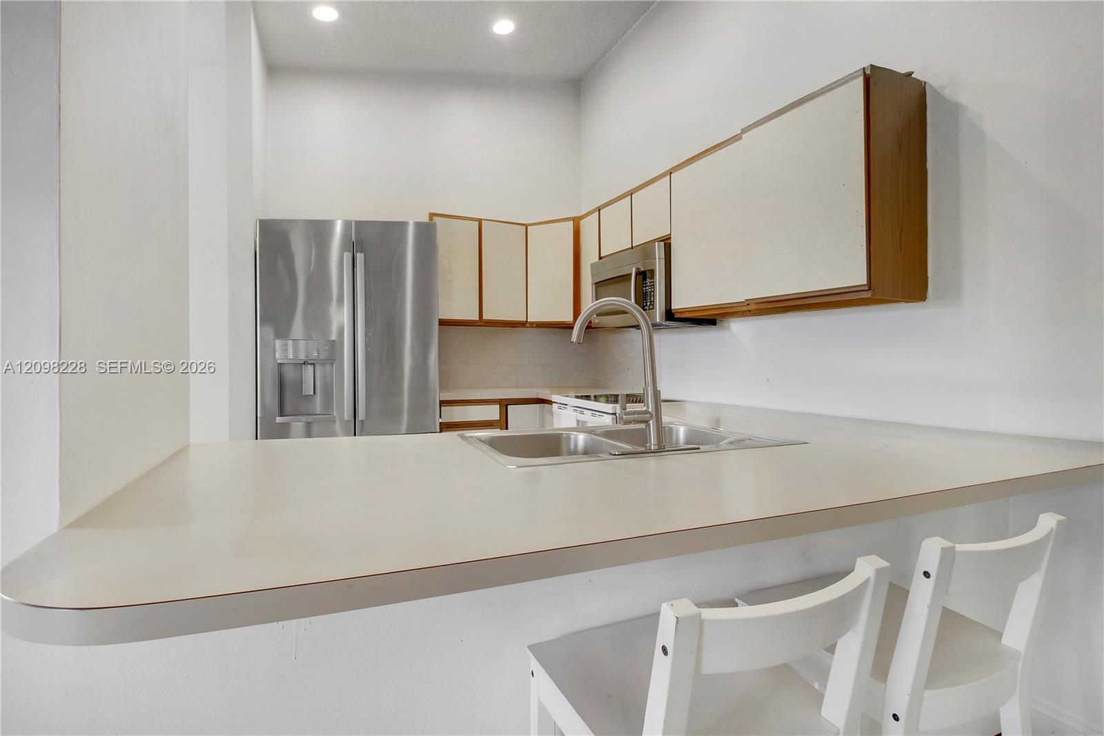 Ver detalles / 2384 sq. ft. $ 2026-09-30 0 foto