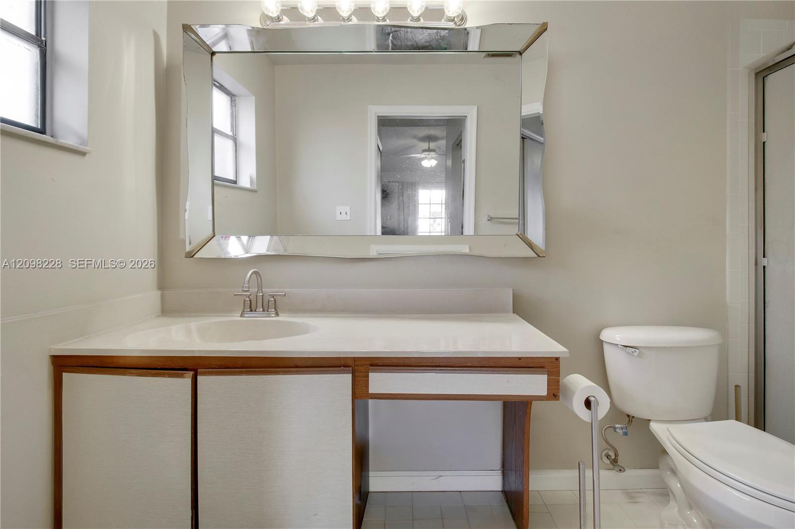 Ver detalles / 2384 sq. ft. $ 2026-09-30 0 foto