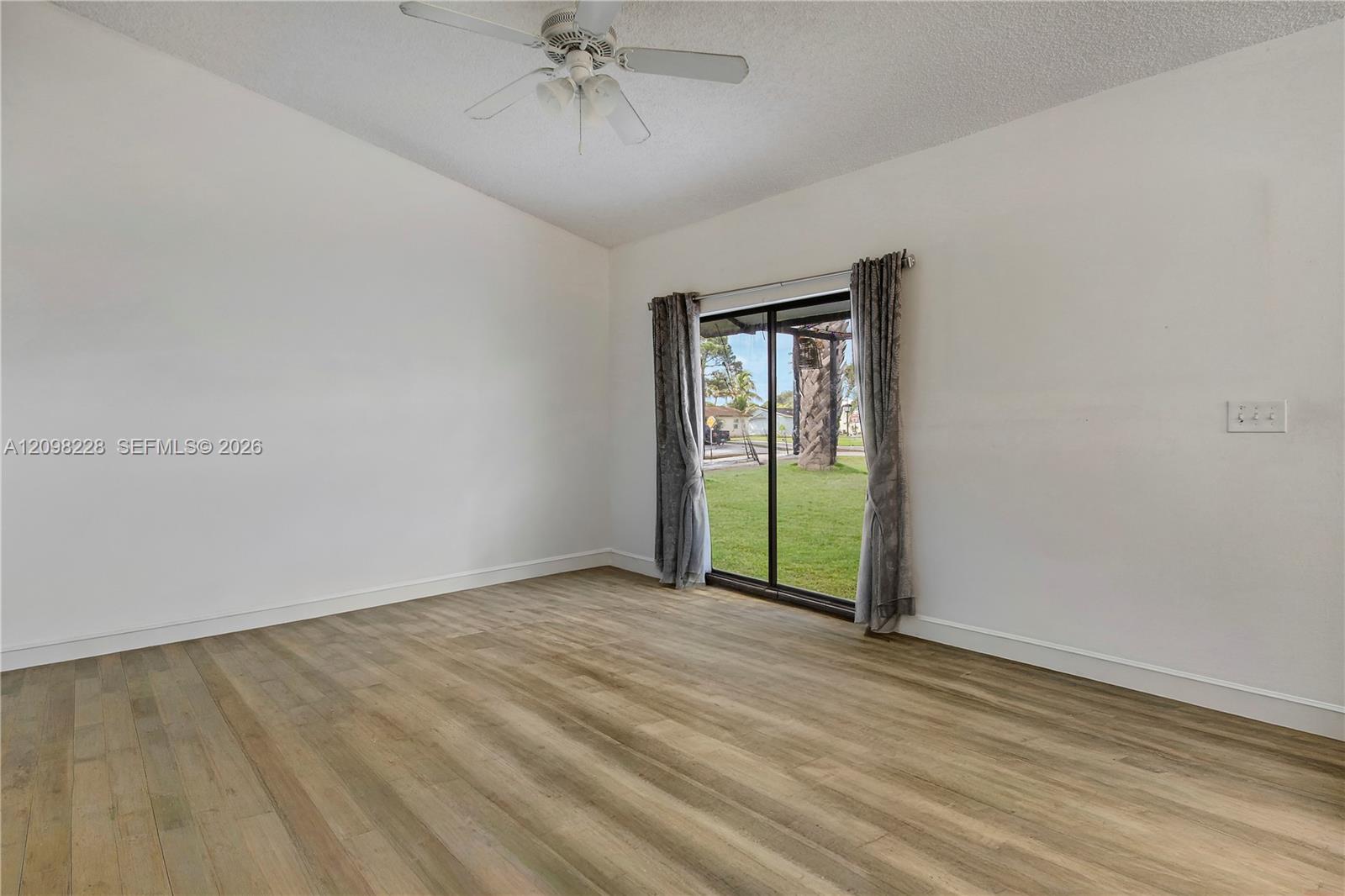 Ver detalles / 2384 sq. ft. $ 2026-09-30 0 foto