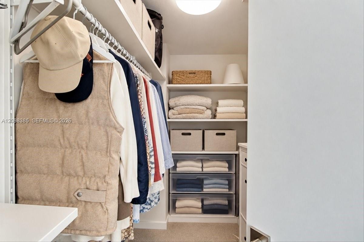 3607 1 / 1 871 sq. ft. $ 2026-09-30 0 foto