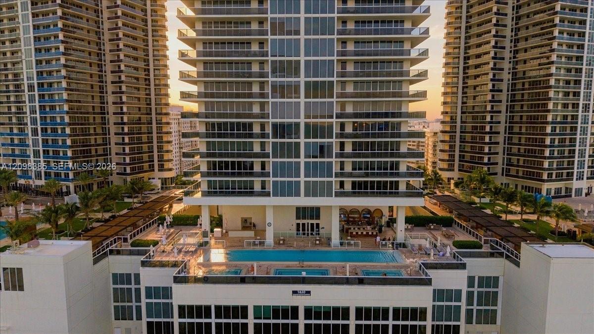 3607 1 / 1 871 sq. ft. $ 2026-09-30 0 foto