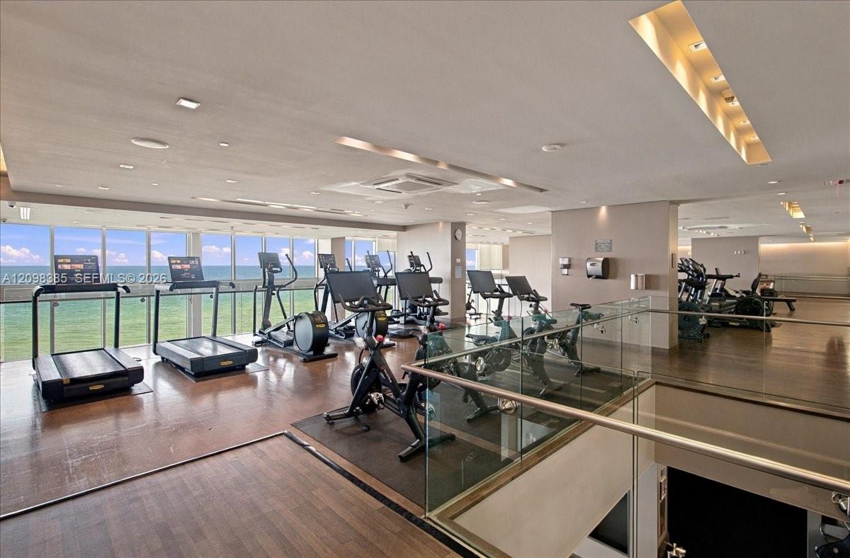 3607 1 / 1 871 sq. ft. $ 2026-09-30 0 foto