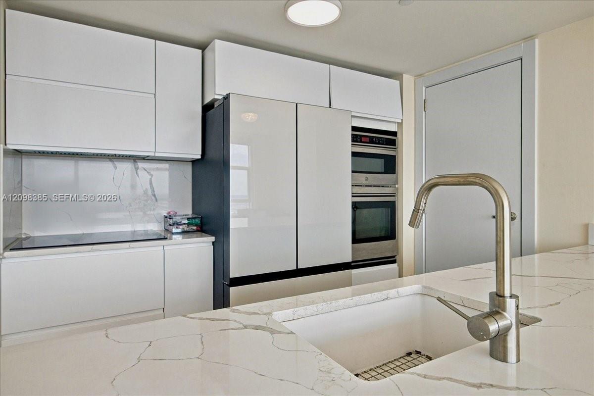 3607 1 / 1 871 sq. ft. $ 2026-09-30 0 foto