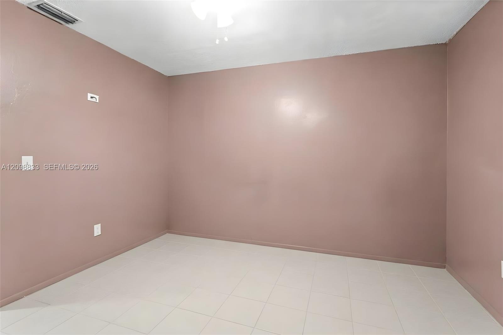 Ver detalles / 1785 sq. ft. $ 2026-10-01 0 foto