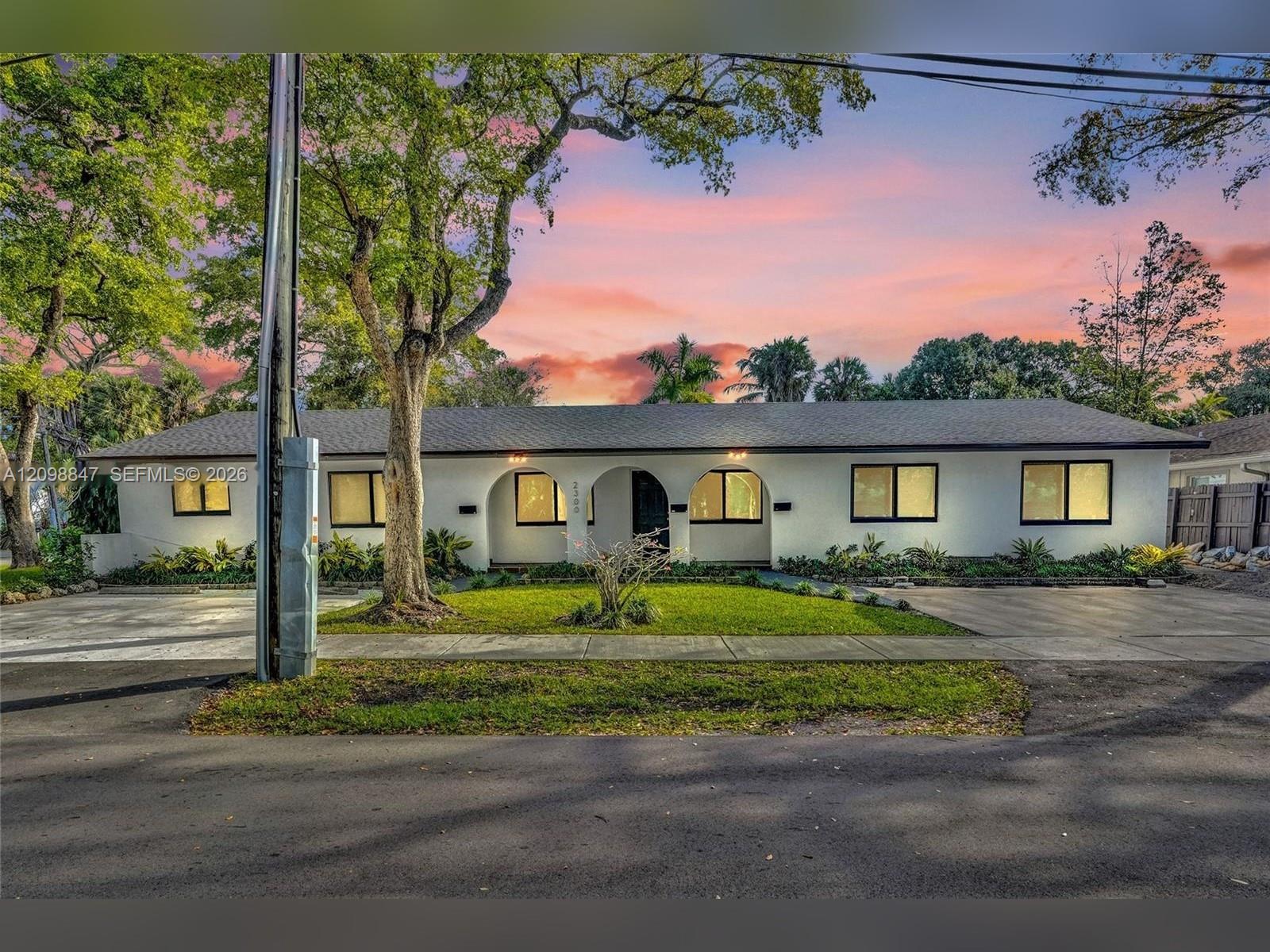 See details / 2583 sq. ft. $ 2026-10-01 0 Photo