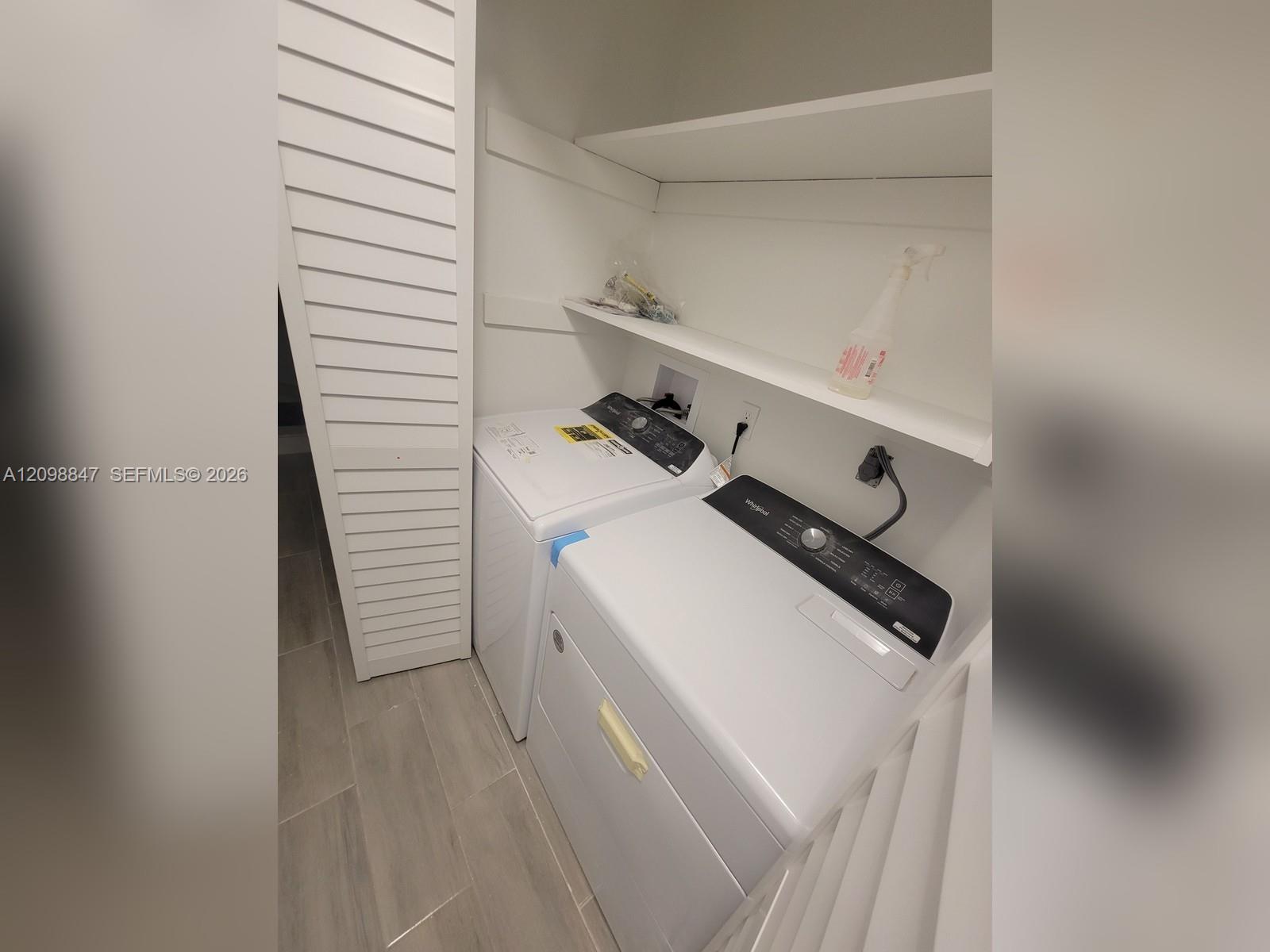 See details / 2583 sq. ft. $ 2026-10-01 0 Photo