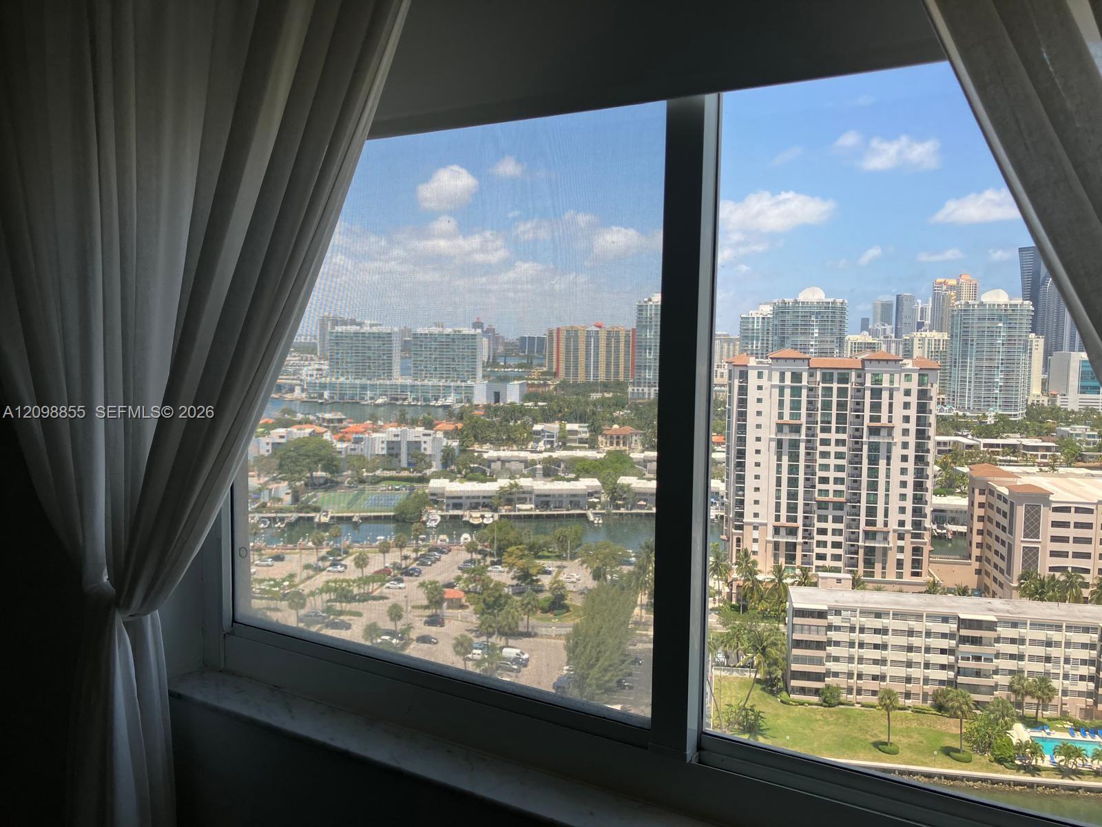 PH11 0 / 0 762 sq. ft. $ 2026-10-01 0 Photo