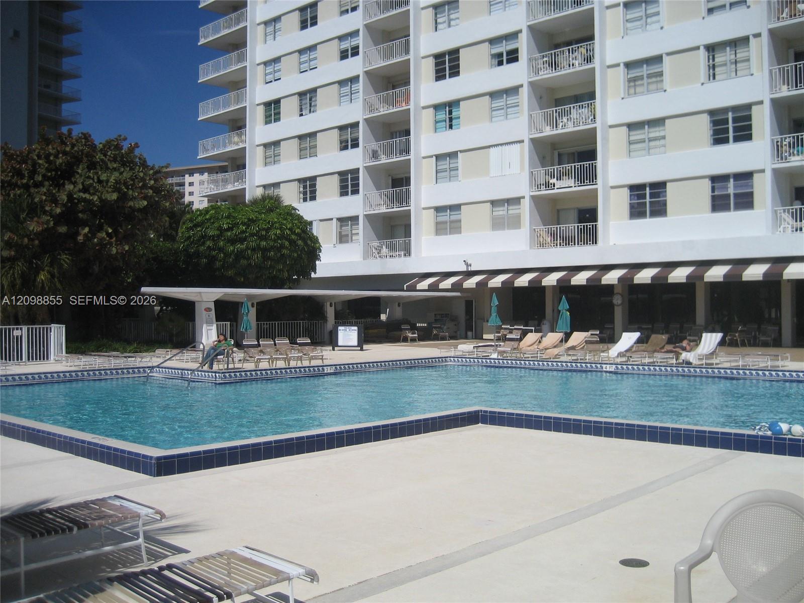PH11 0 / 0 762 sq. ft. $ 2026-10-01 0 Photo