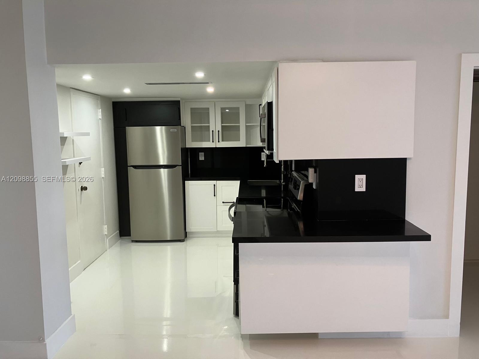 PH11 0 / 0 762 sq. ft. $ 2026-10-01 0 Photo